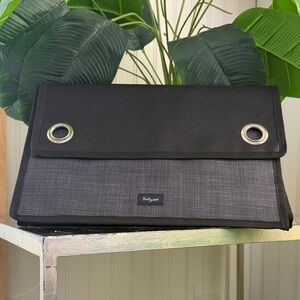 Rare Thirty-One Organizer Hanging Wall Organizer, Pre-Owned Black/gray